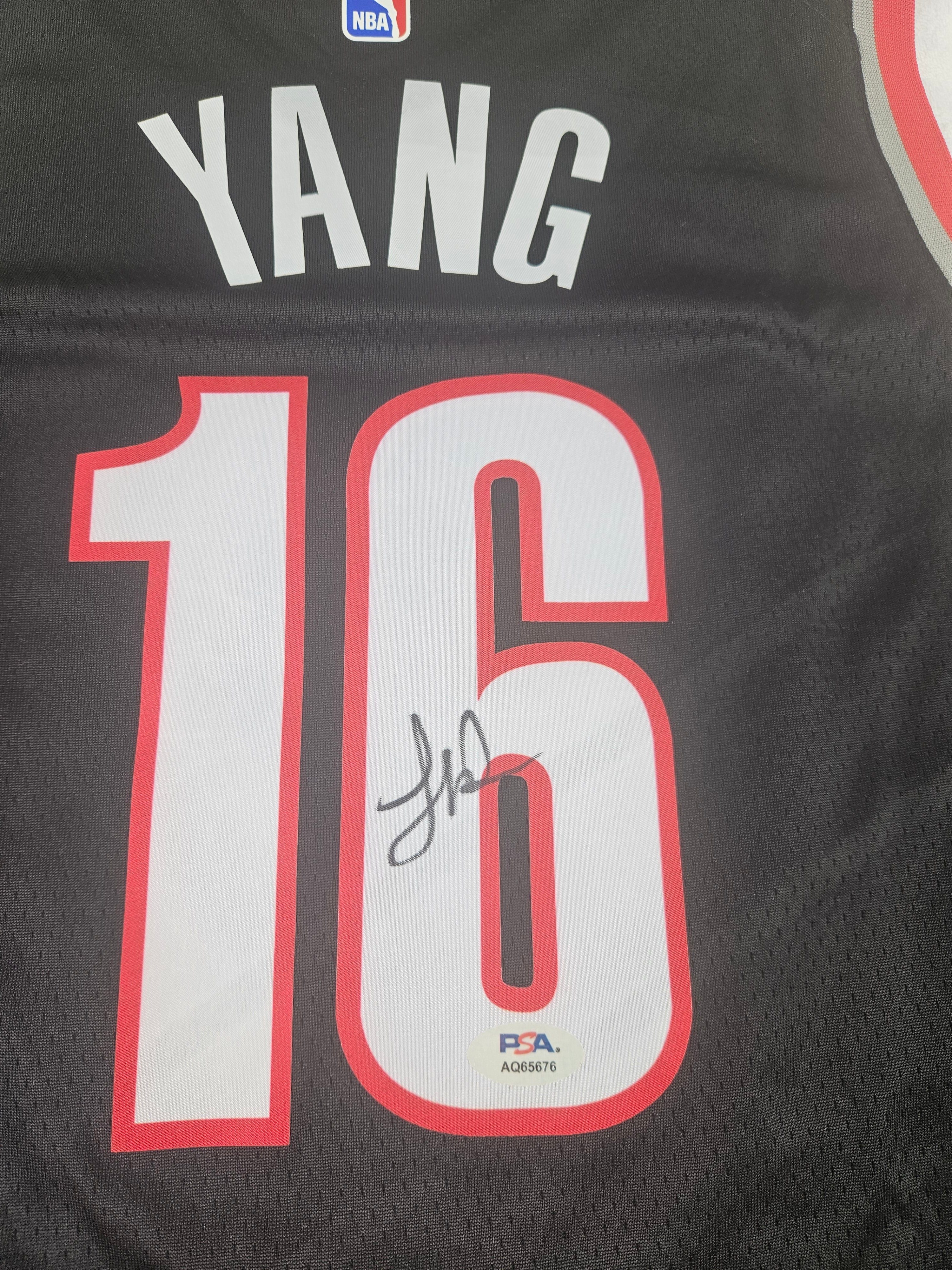 Yang Hansen Portland Trail Blazers Autographed Signed Jersey PSA Certified