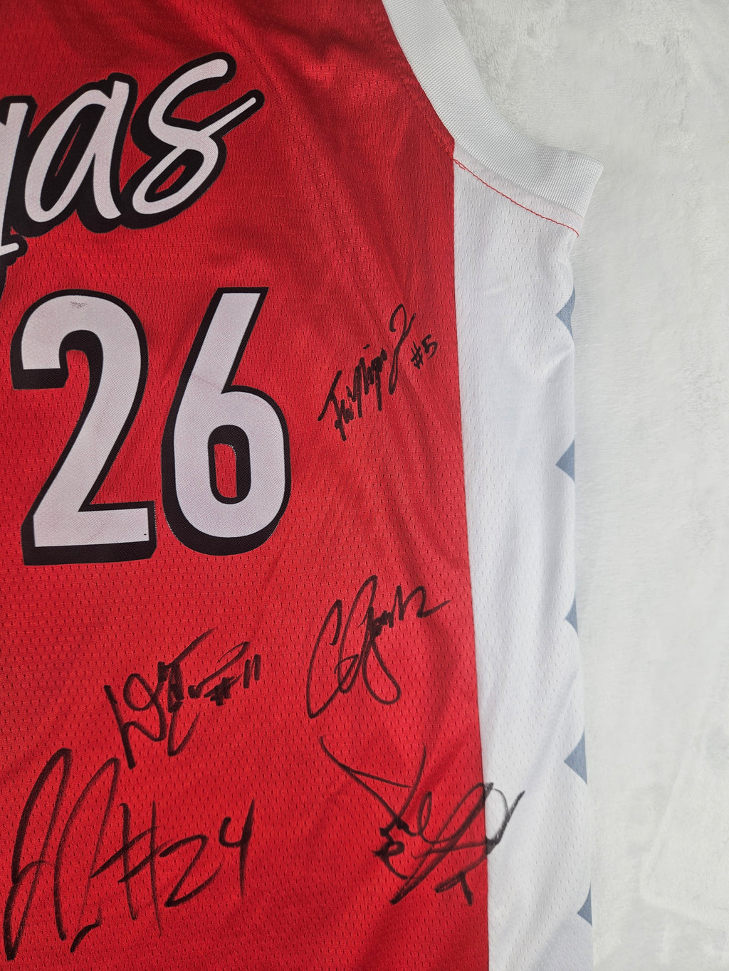 Las Vegas Aces 2026 Team Signed Autographed Jersey - Chelsea Gray Jewell Loyd